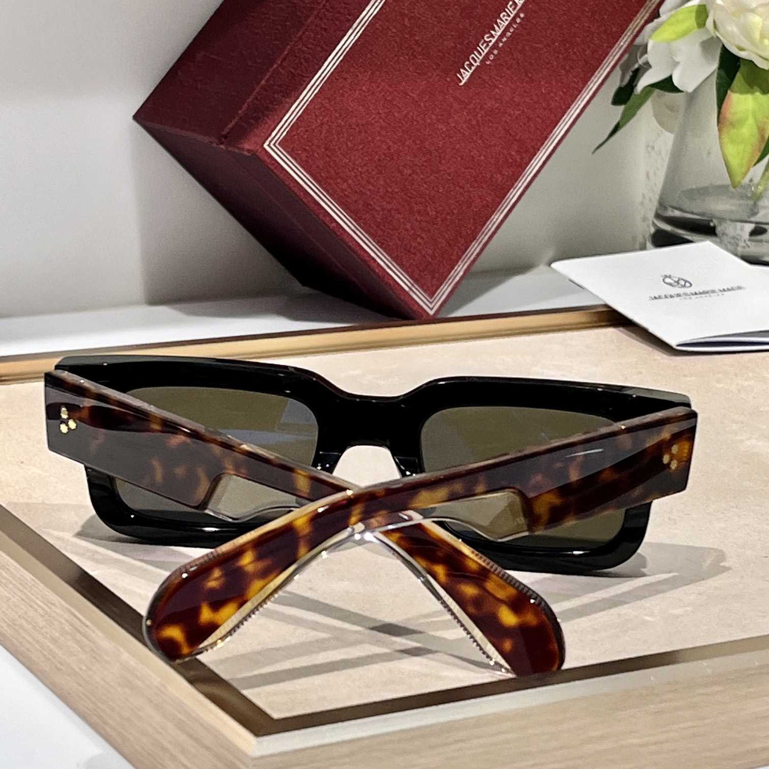 Jacquemus ASCARII Sunglasses - PerfectKickZ