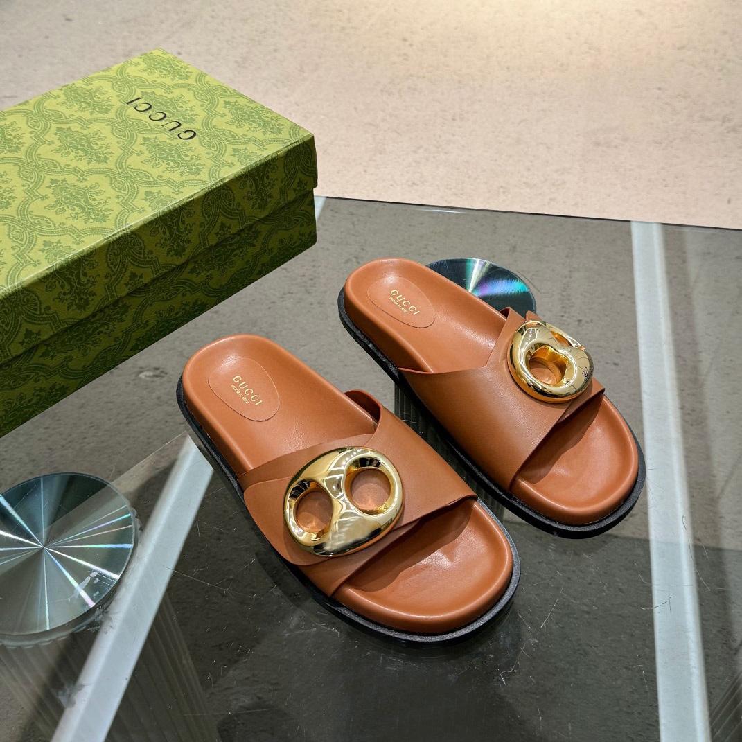 Gucci Women's Marina Chain Slide Sandal - PerfectKickZ