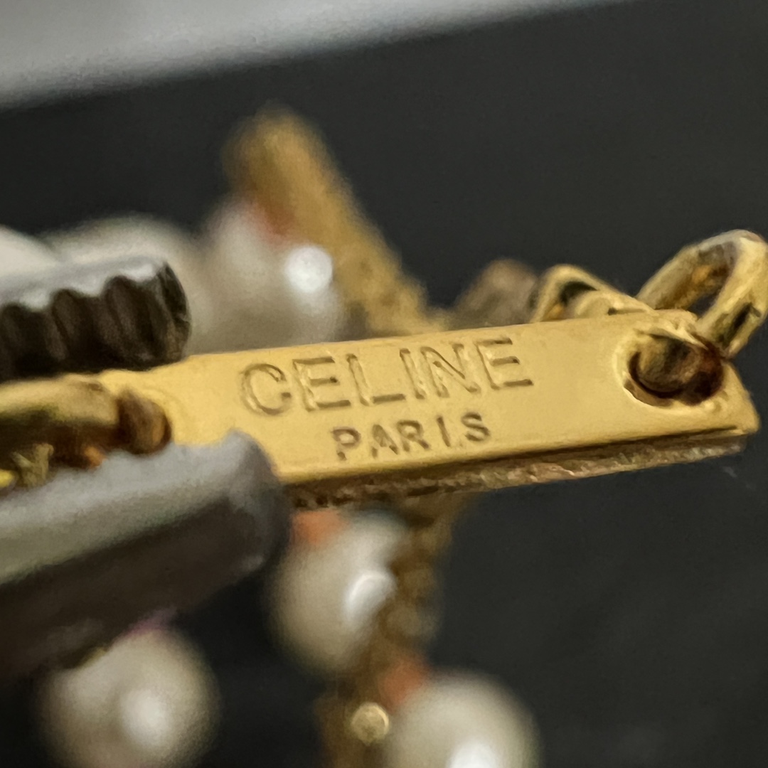 Celine Plage Pearl Bracelet In Brass With Gold Finish And Resin - PerfectKickZ