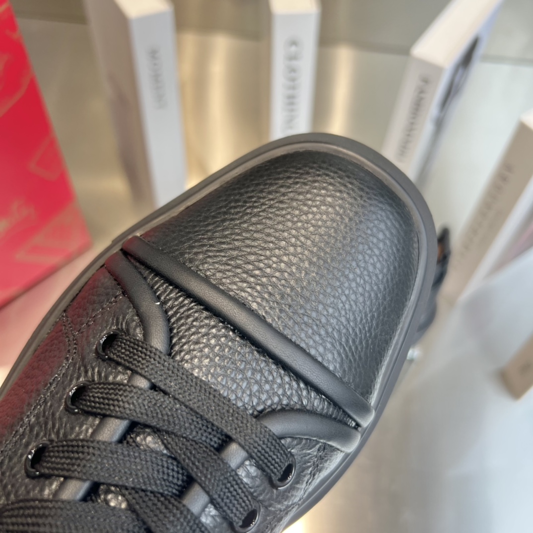 Christian Louboutin Adolon Junior Sneaker  - PerfectKickZ