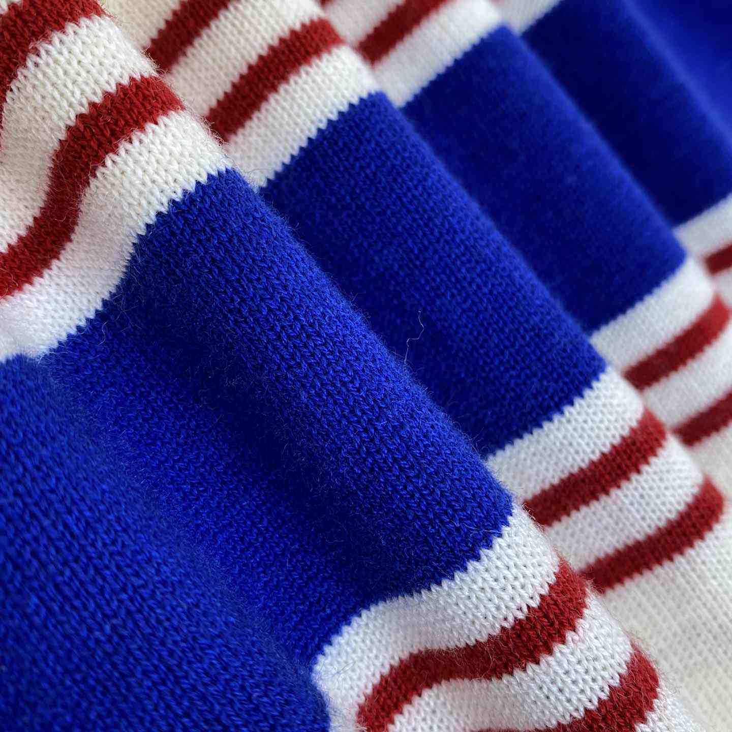 Celine Pull Sans Manches Triomphe 'Ecru/Blue/Red' - 