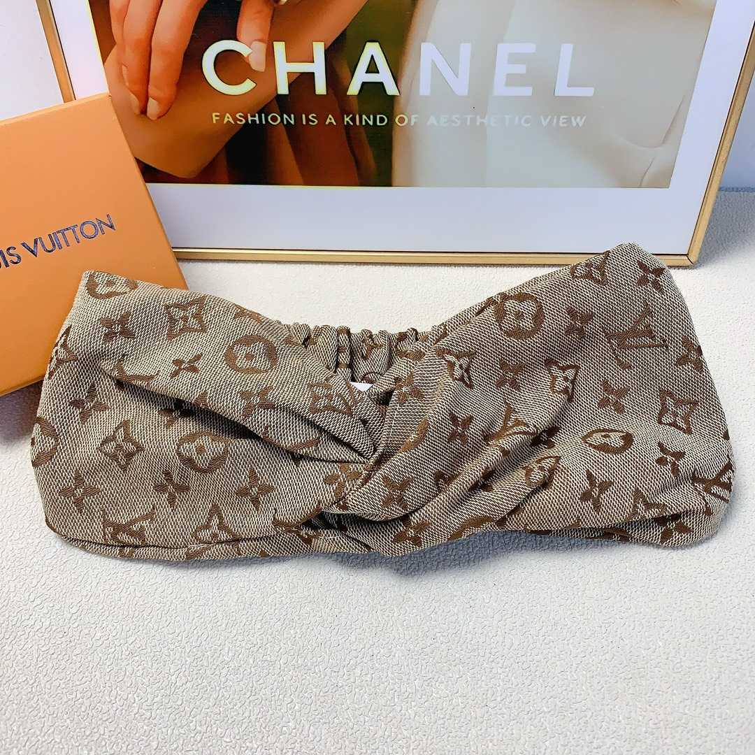 Louis Vuitton headband - PerfectKickZ