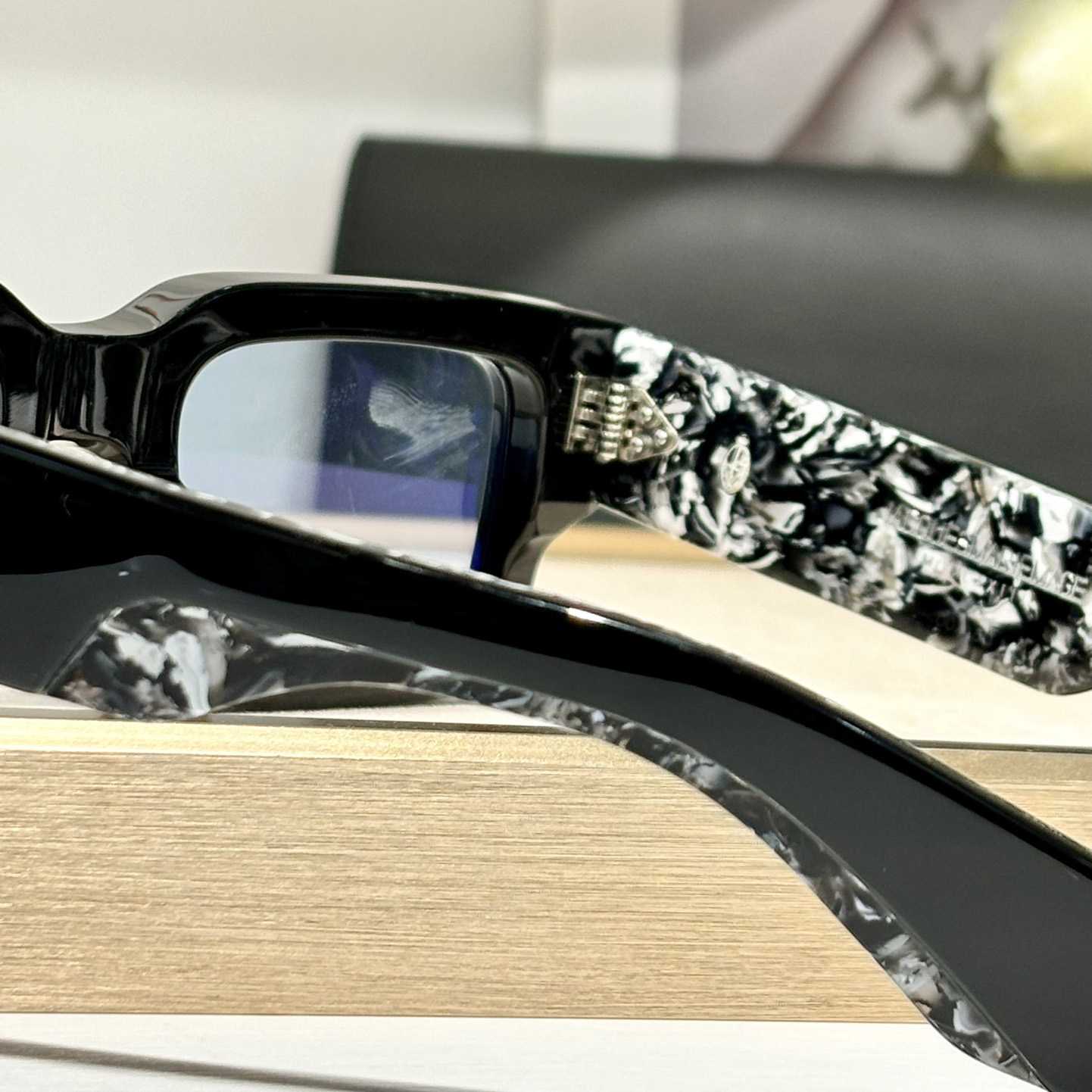 Jacquemus ASCARII Sunglasses - PerfectKickZ