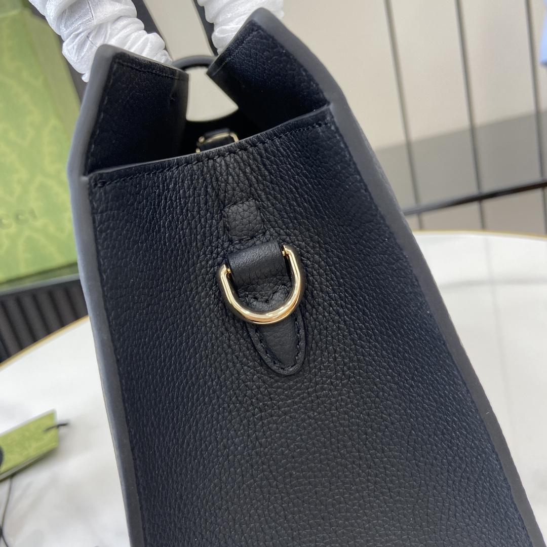 Gucci Medium Tote Bag With Hook Closure - PerfectKickZ