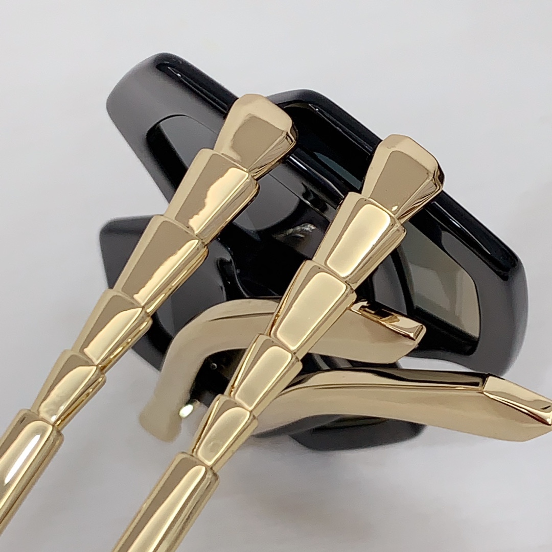 Bvlgari BV40003l Sunglasses    - PerfectKickZ