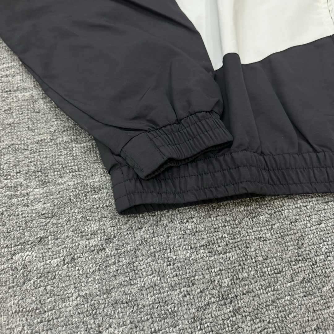 Nike Hooded Jacket - PerfectKickZ