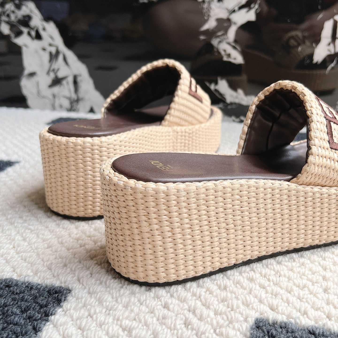 Fendi Sunshine Beige Cotton Fiber Flatform Slides - 