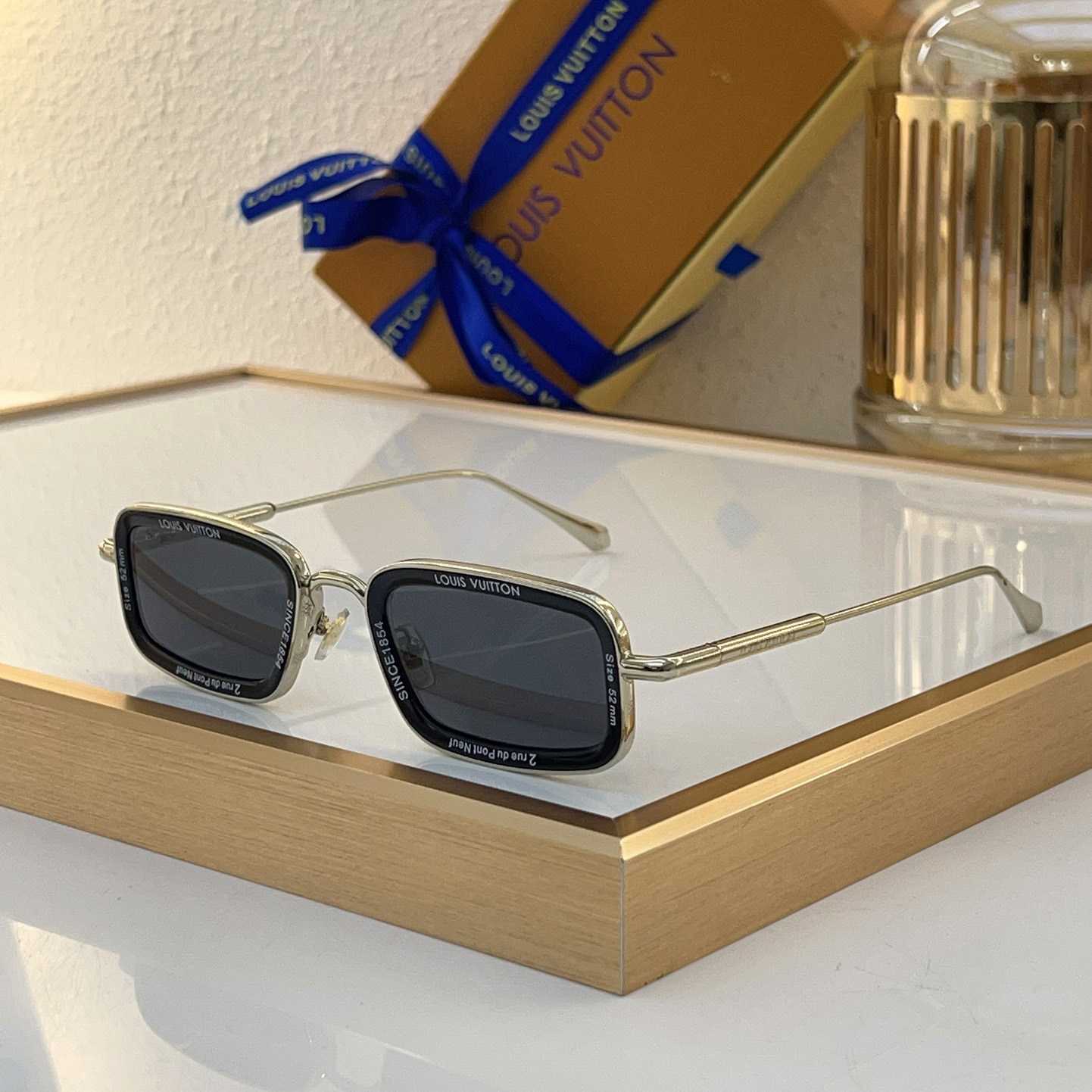 Louis Vuitton Z2212U Sunglasses    - PerfectKickZ