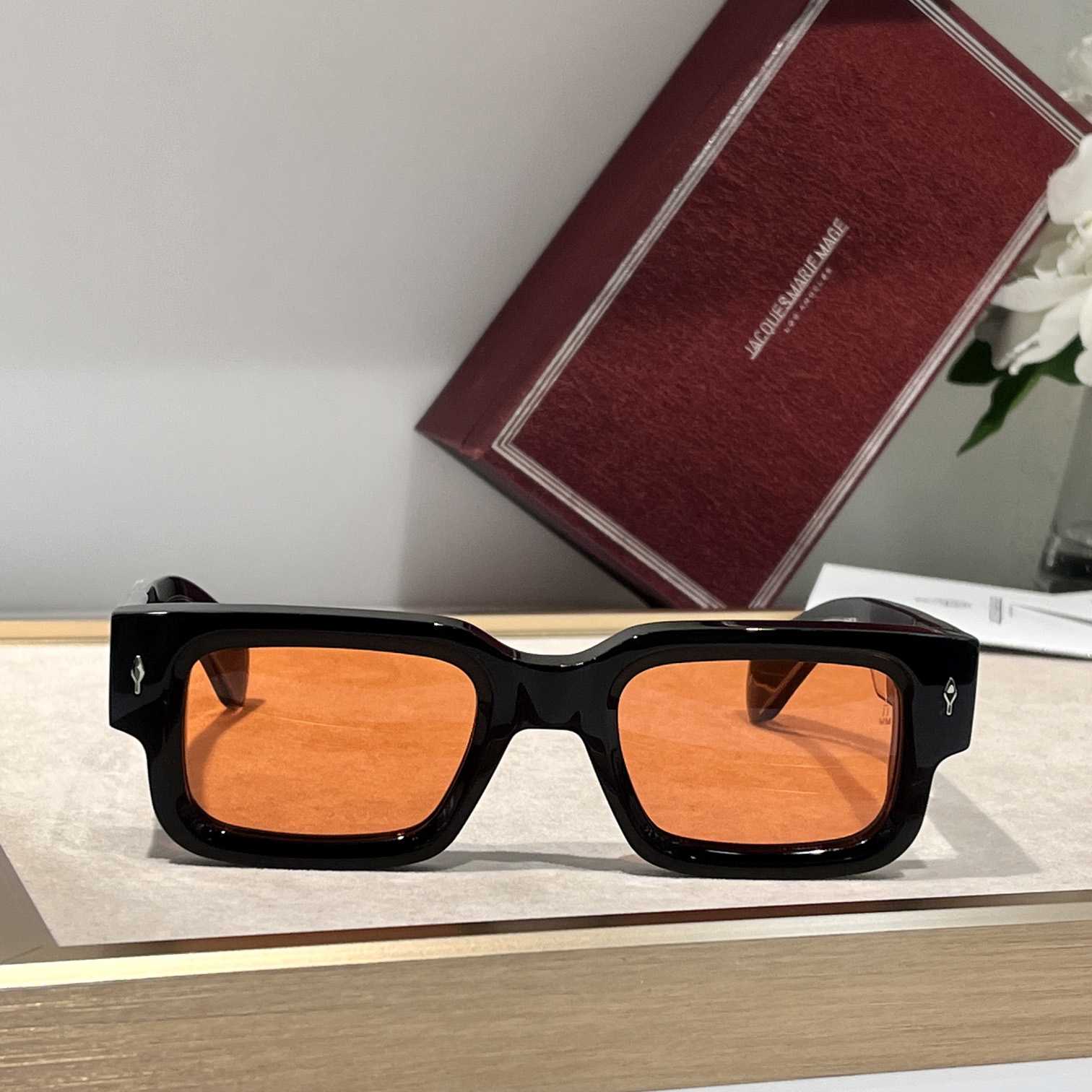 Jacquemus ASCARII Sunglasses - PerfectKickZ