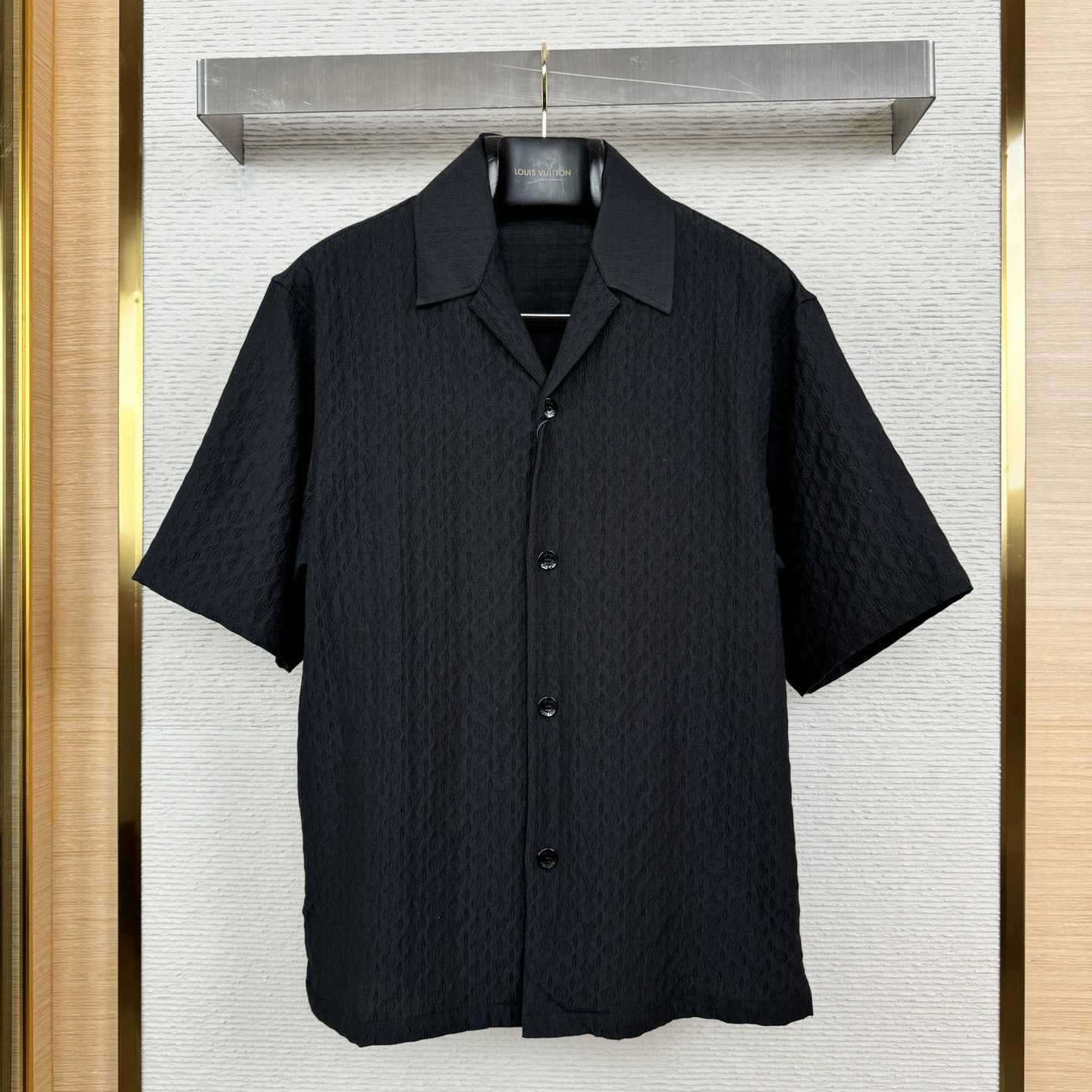 Louis Vuitton Short-Sleeved Shirt   - PerfectKickZ
