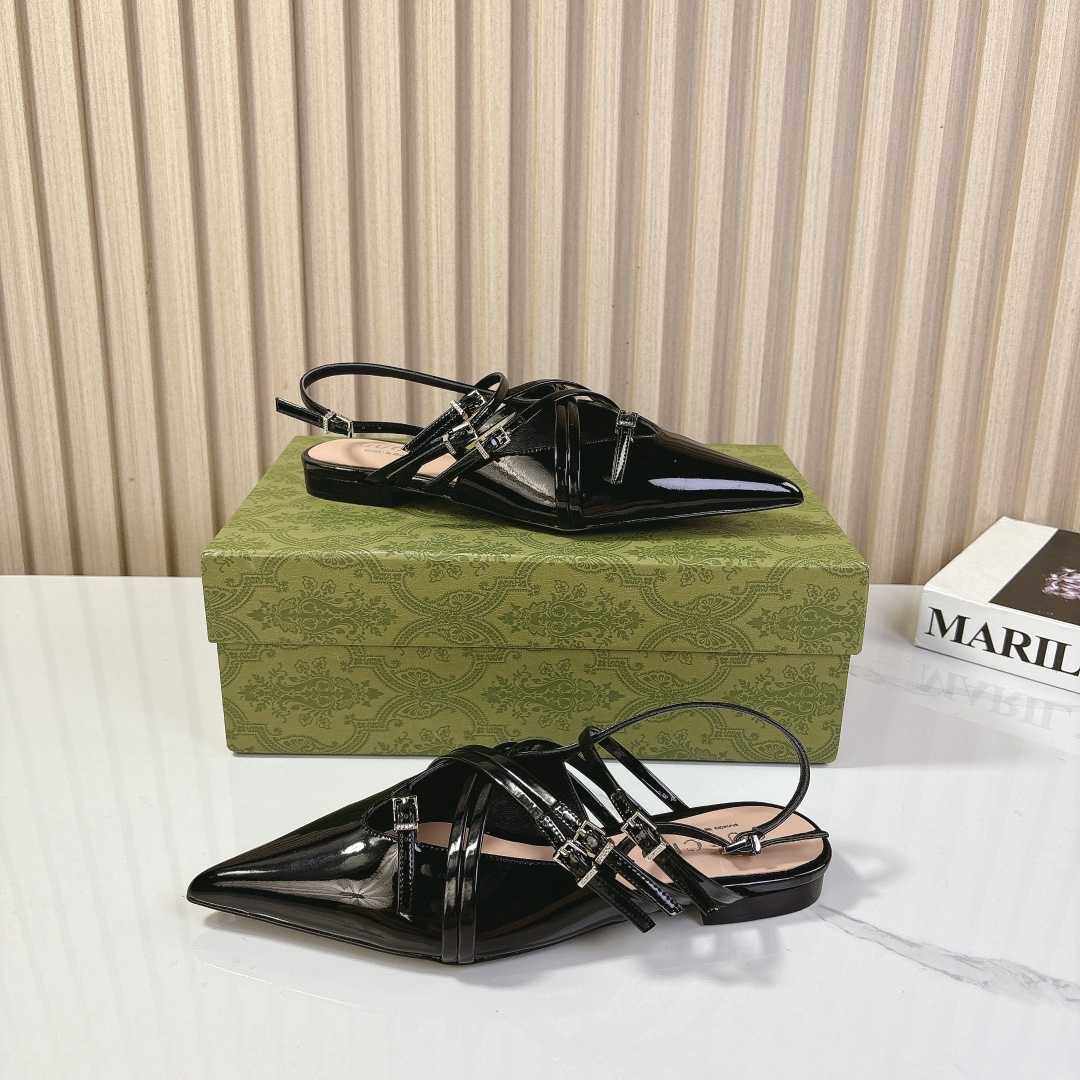 Gucci Women's Strappy Ballet Flat - PerfectKickZ