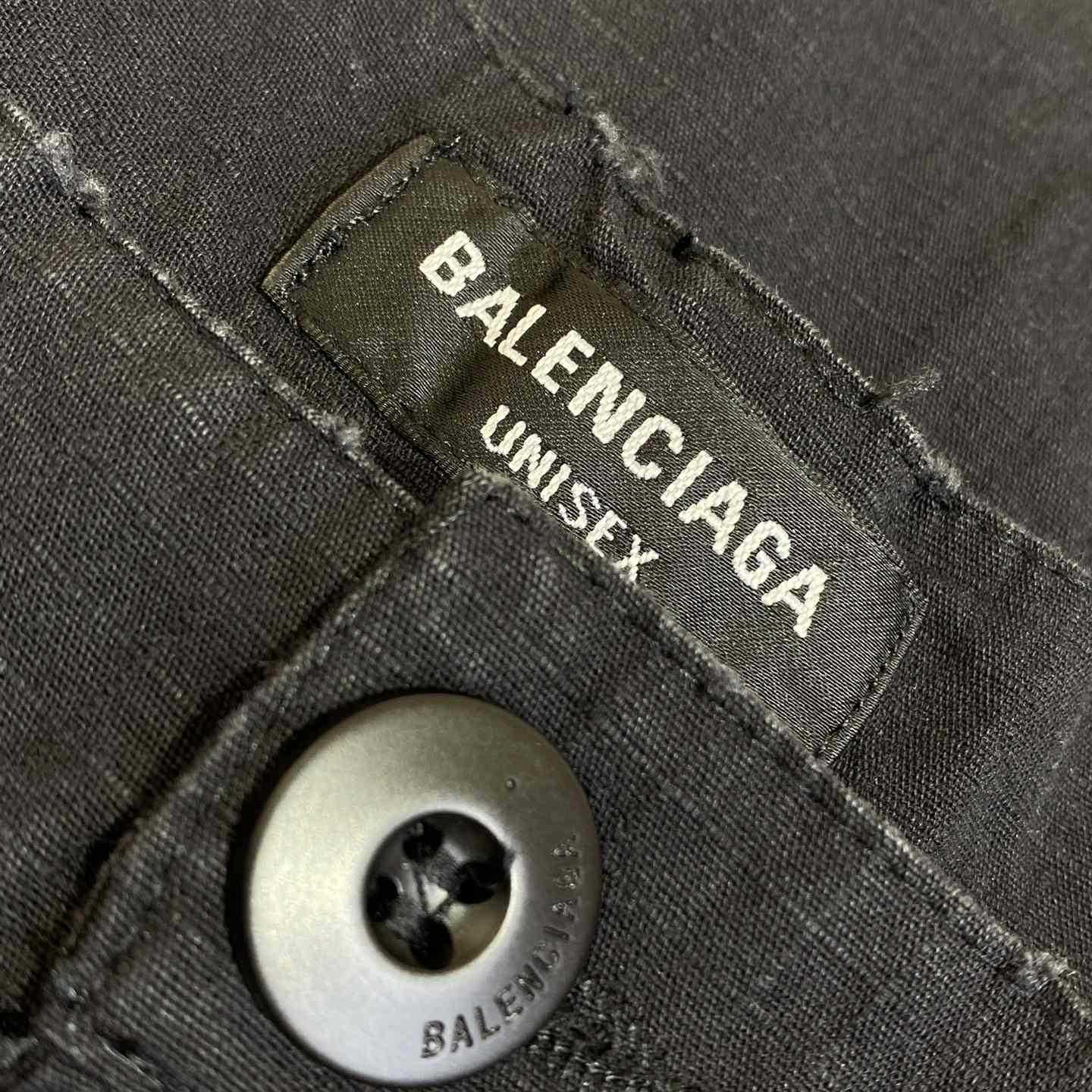 Balenciaga Large Cargo Pants In Black - PerfectKickZ