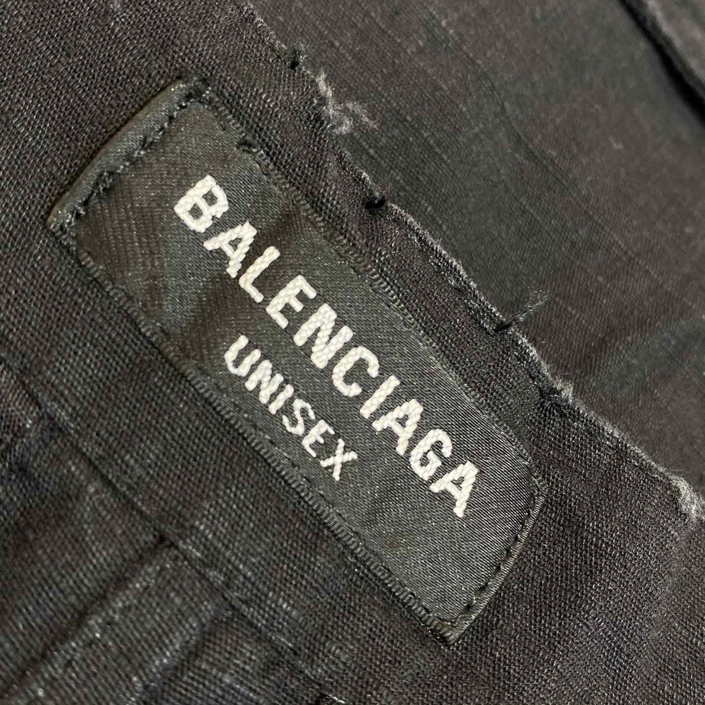 Balenciaga Large Cargo Pants In Black - PerfectKickZ