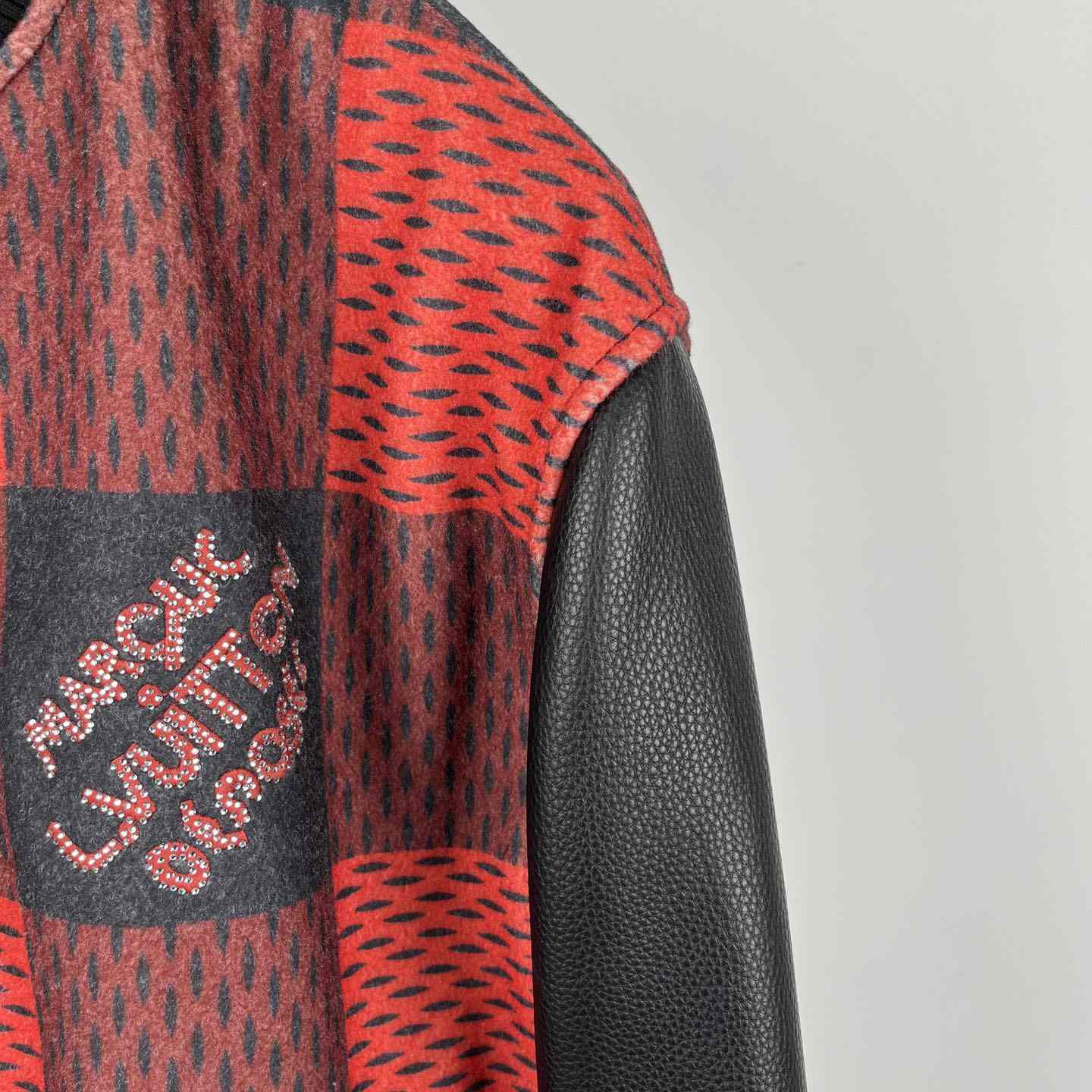 Louis Vuitton Damier Varsity Blouson   1AFXGV - PerfectKickZ