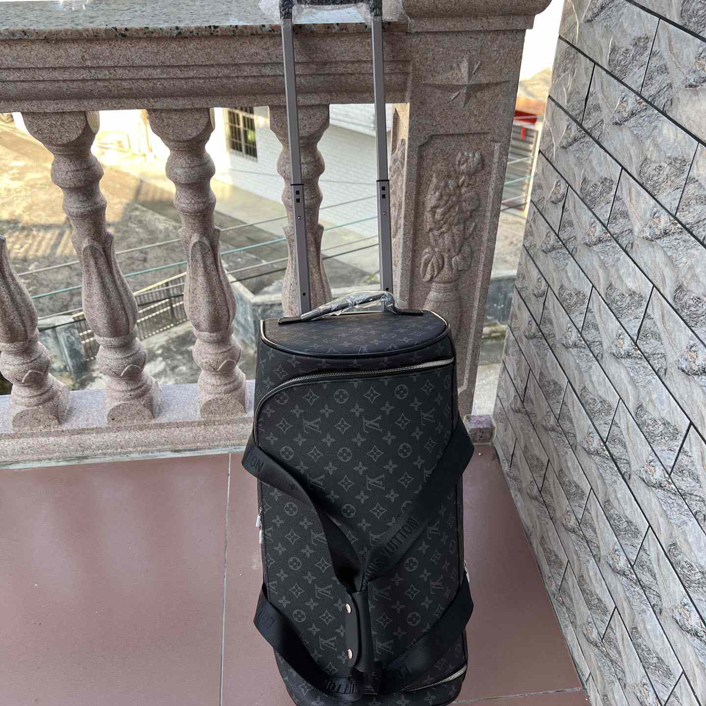 Louis Vuitton Horizon Soft Duffle 55 - PerfectKickZ