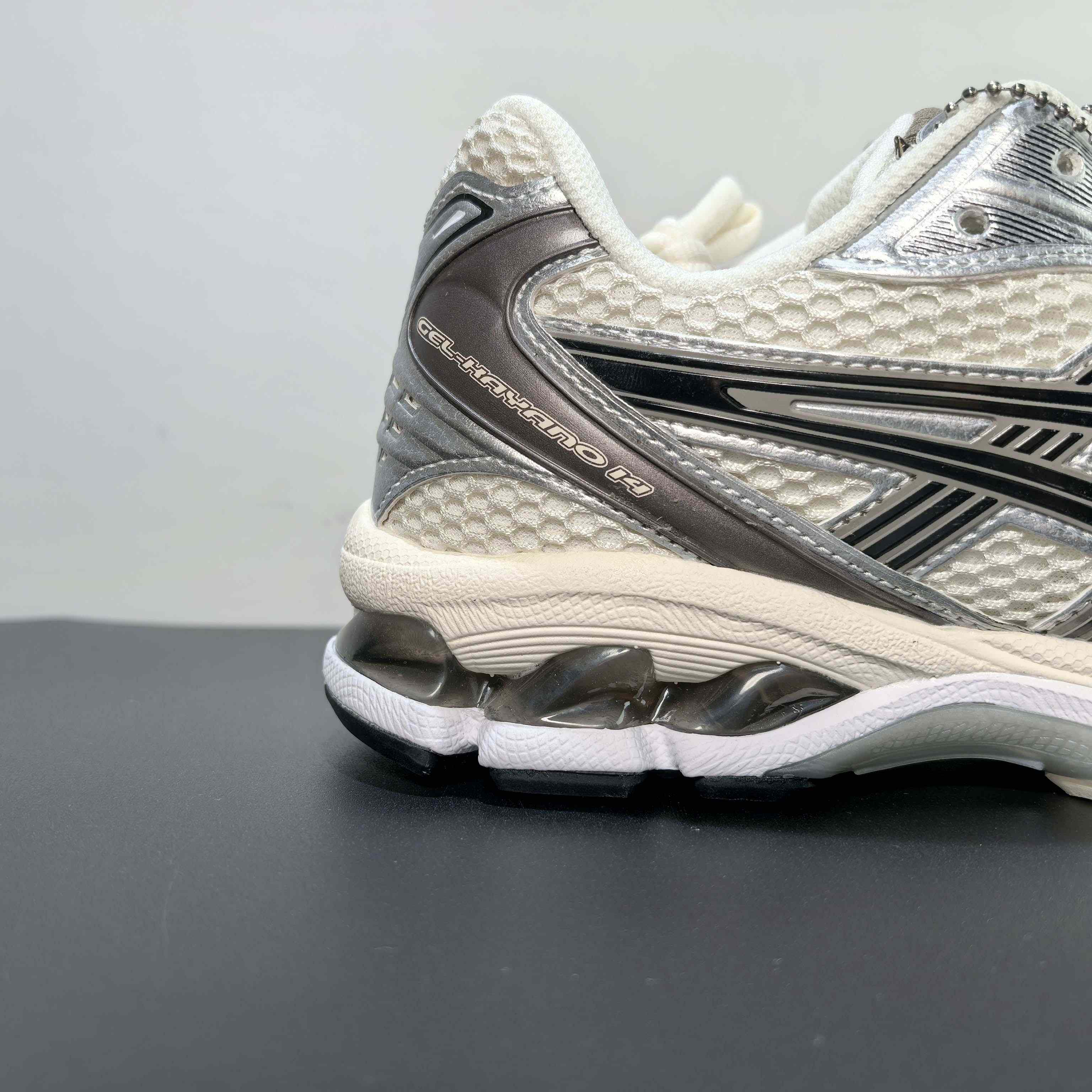 Asics Gel-Kayano 14 Sneakers    1201A019-108 - PerfectKickZ