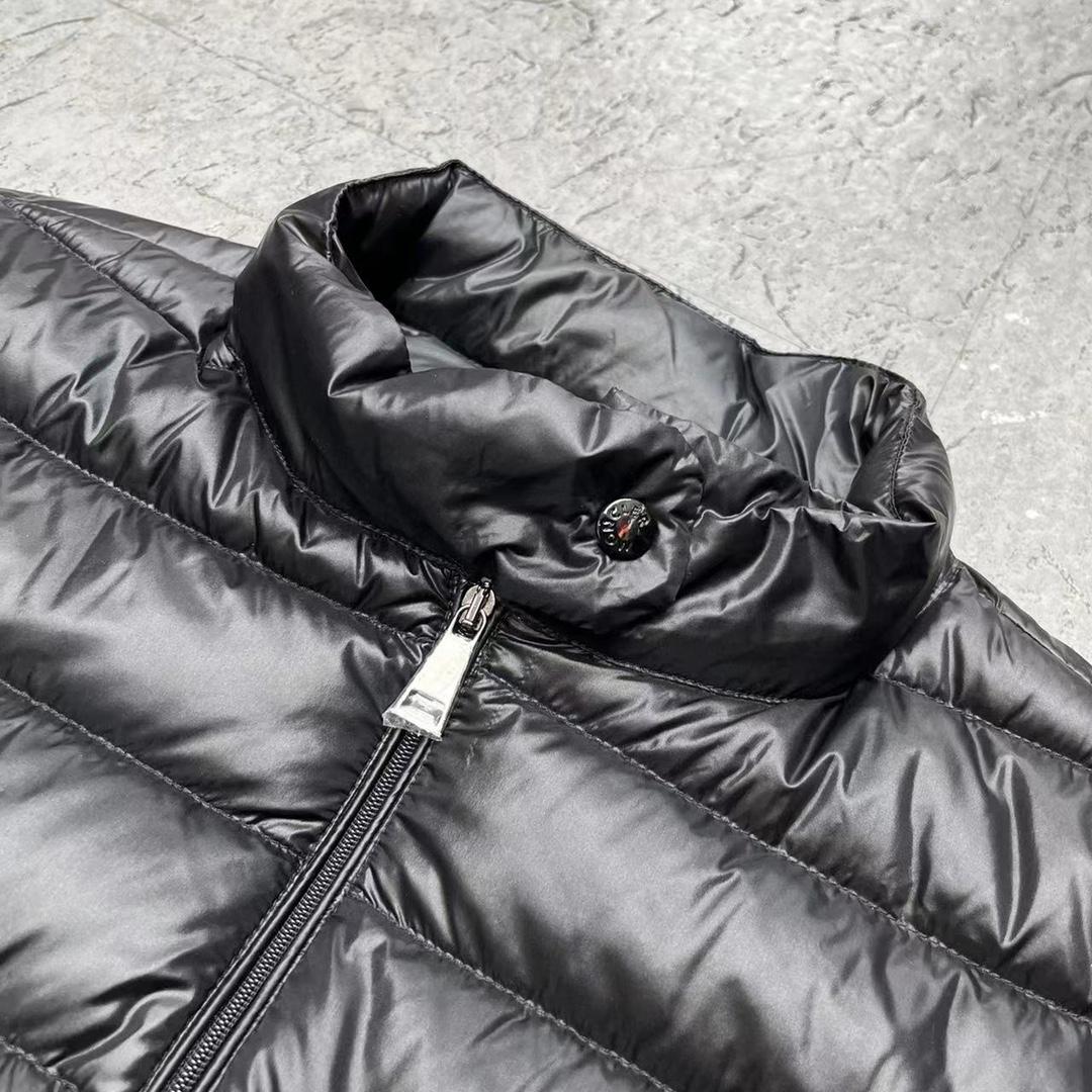 Moncler Lans Short Down Jacket - PerfectKickZ