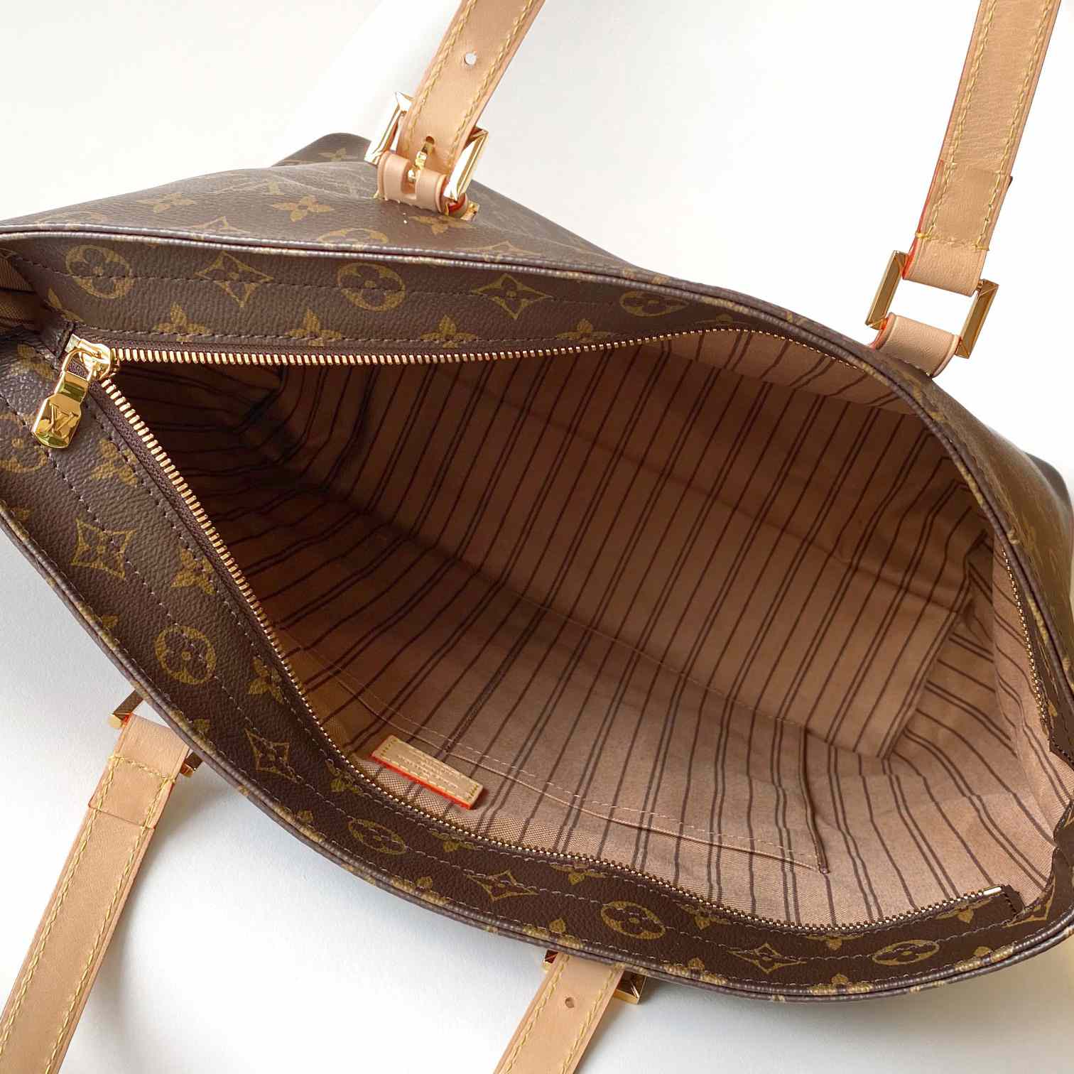 Louis Vuitton Mezzo   M47134 - PerfectKickZ