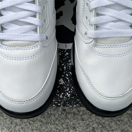 Air Jordan 5 “Reverse Metallic” Sneakers    DD0587-110 - PerfectKickZ