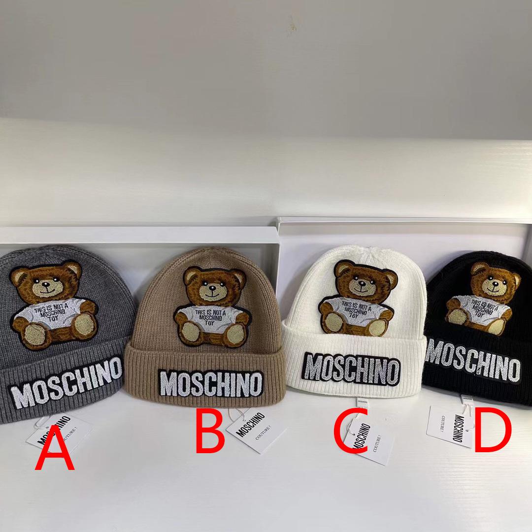 Moschino Beanie  - PerfectKickZ