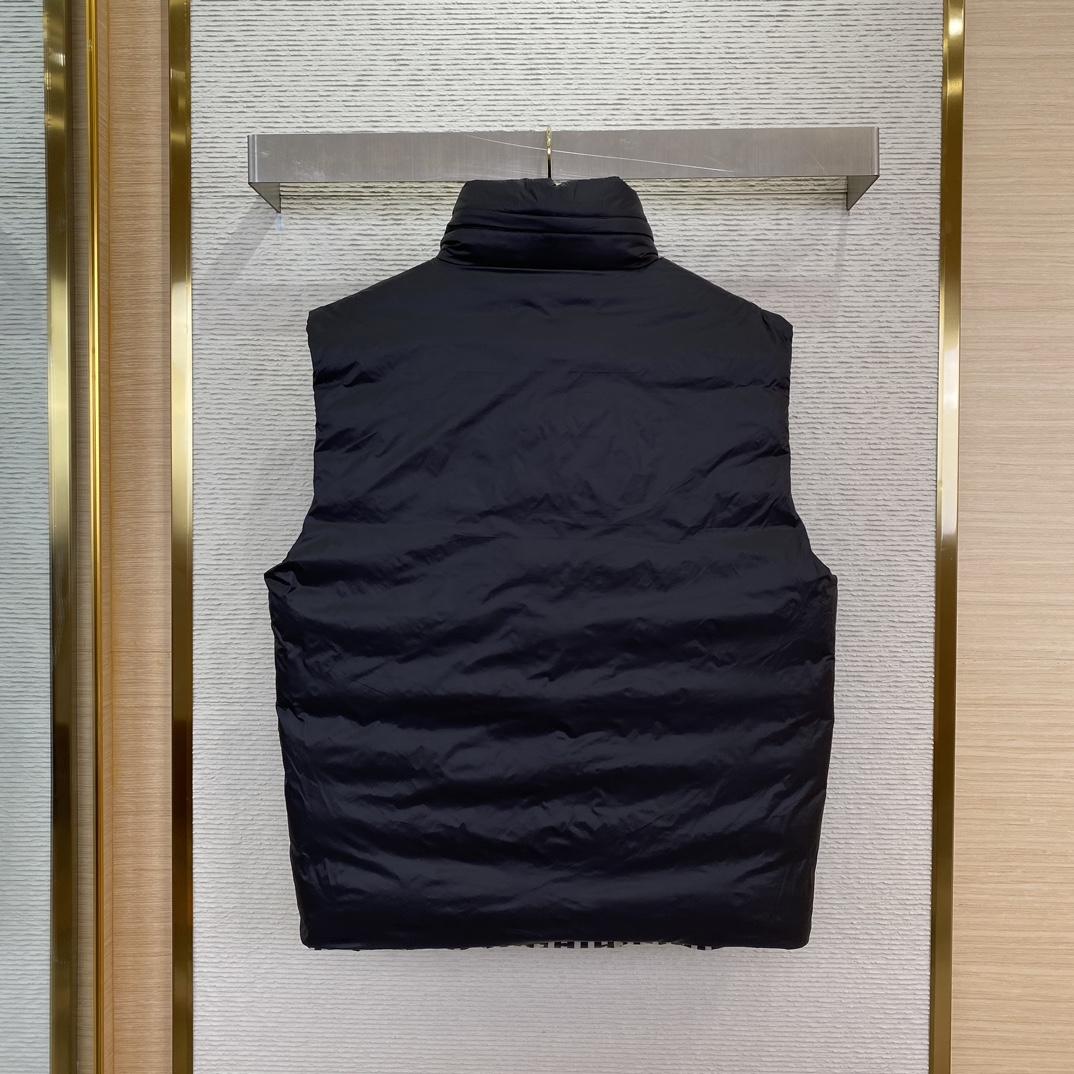 Fendi FF Stripe Reversible Padded Gilet - PerfectKickZ