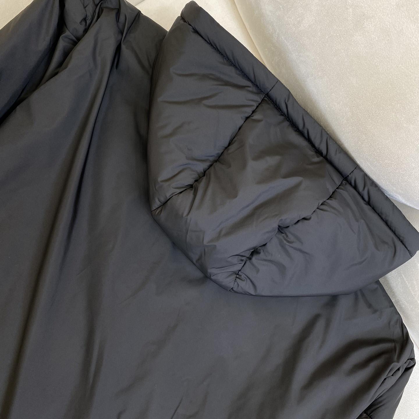 Fendi Windbreaker Black Nylon Windbreaker Jacket - PerfectKickZ