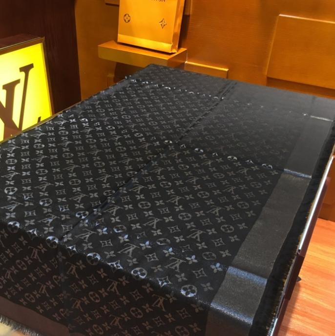 Louis Vuitton Square  - PerfectKickZ