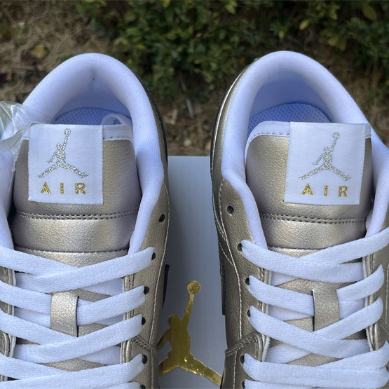 Jordan Air Jordan 1 Low Sneaker      HQ3529-099 - PerfectKickZ