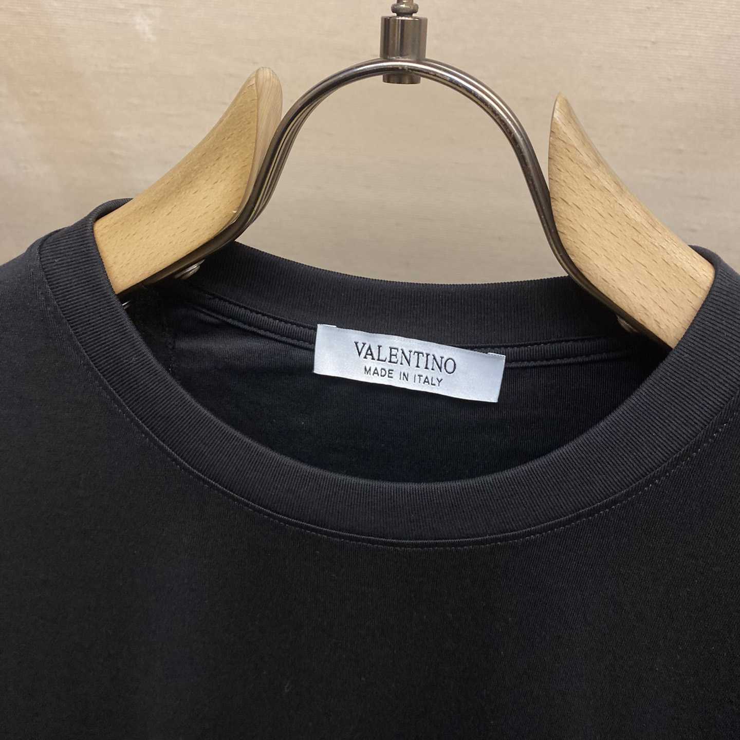  Valenti Cotton T-shirt with VLogo Signature Patch - PerfectKickZ