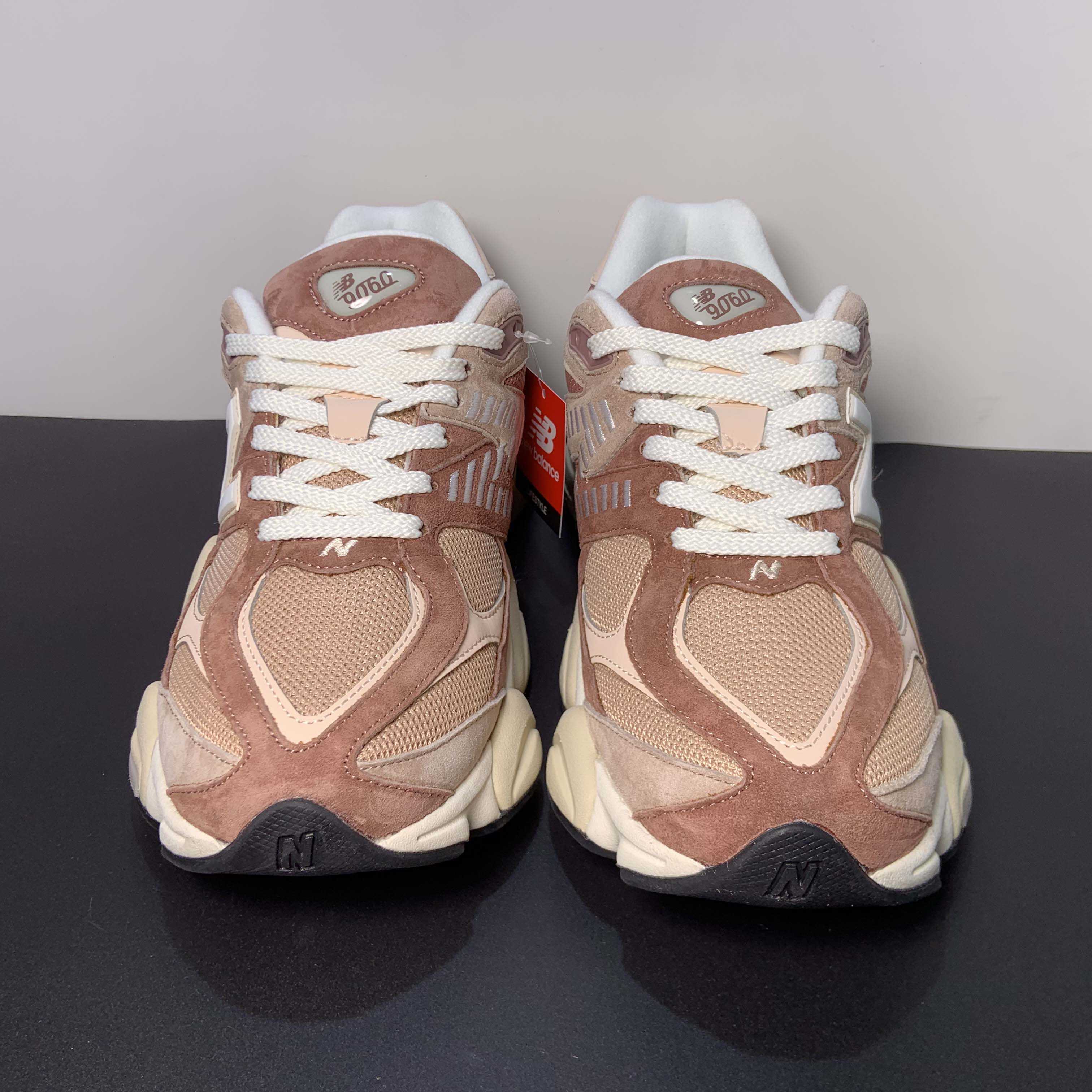 New Balance U9060EEH Sneakers      U9060EEH - PerfectKickZ