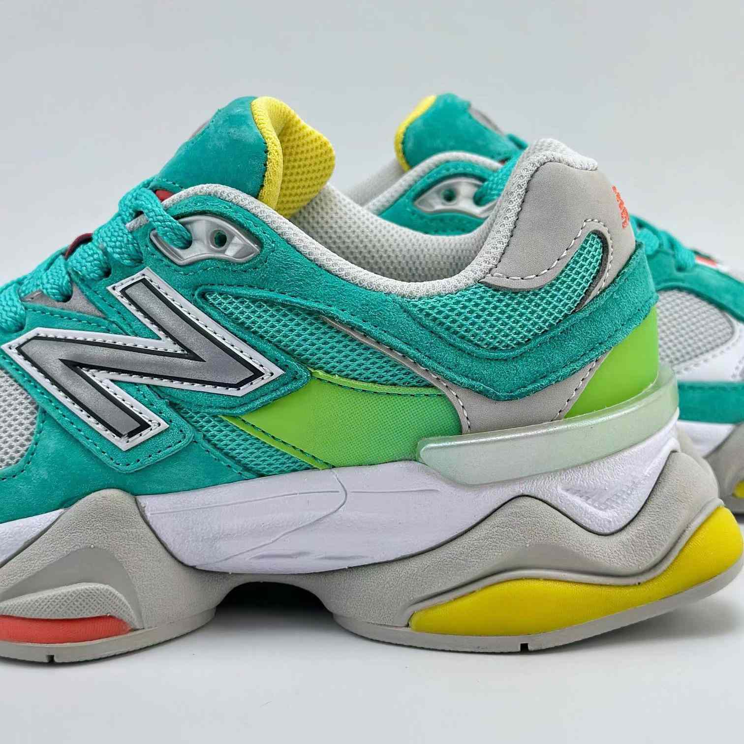 Joe Freshgoods x New Balance Sneakers      U9060DBTXQ - PerfectKickZ