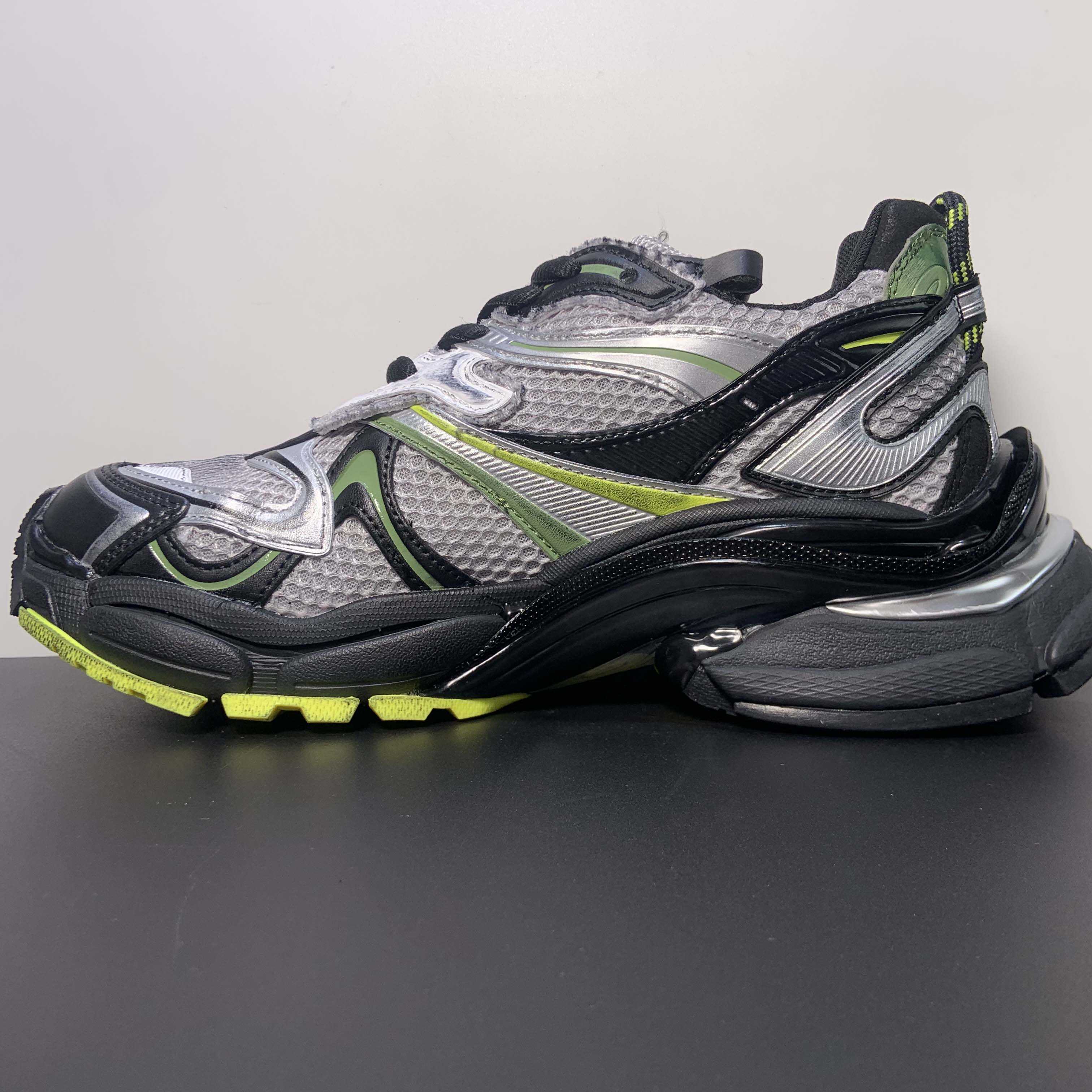 Balenciaga Runner 2.0 Sneaker In Silver - PerfectKickZ
