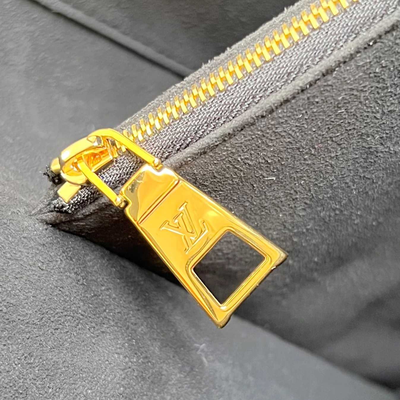 Louis Vuitton Babylone Tote PM   M11393 - PerfectKickZ
