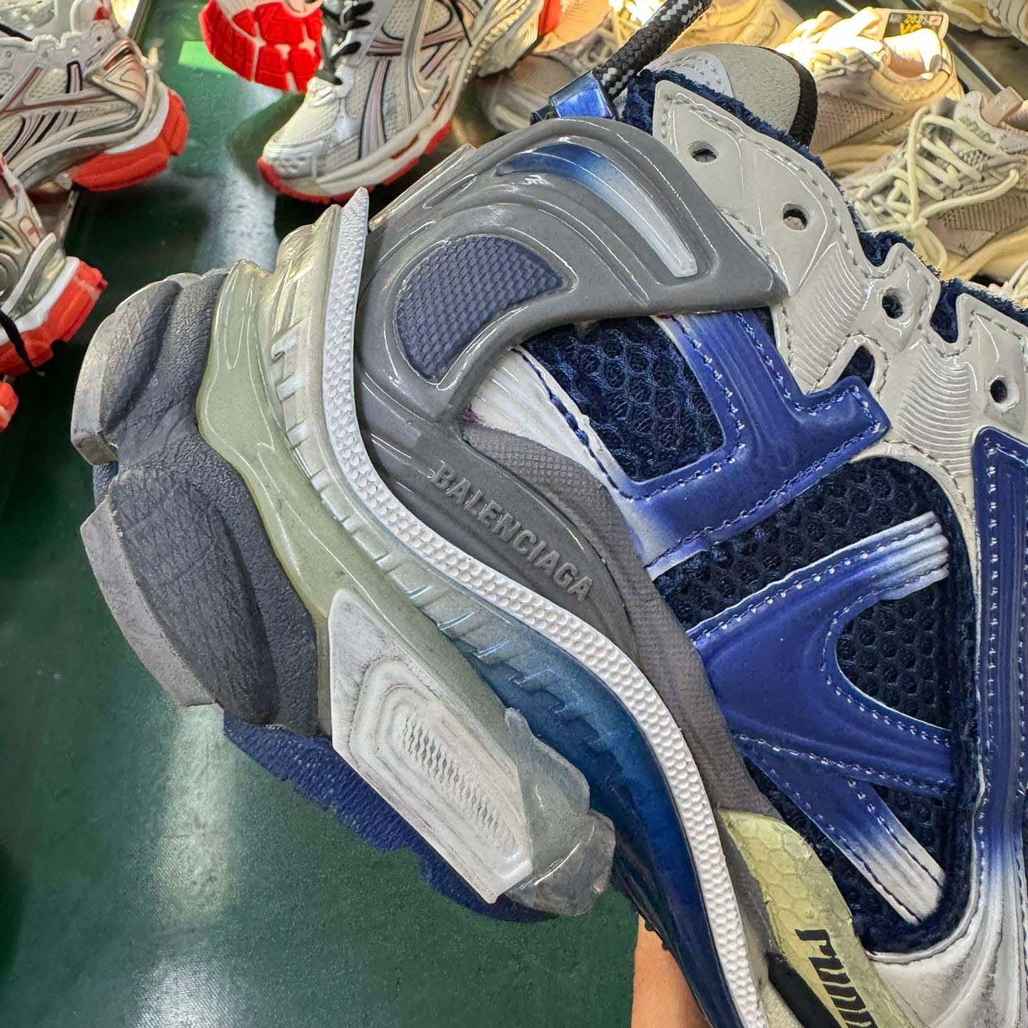 Balenciaga Runner Gradient Sneaker In Beige/navy/grey - PerfectKickZ