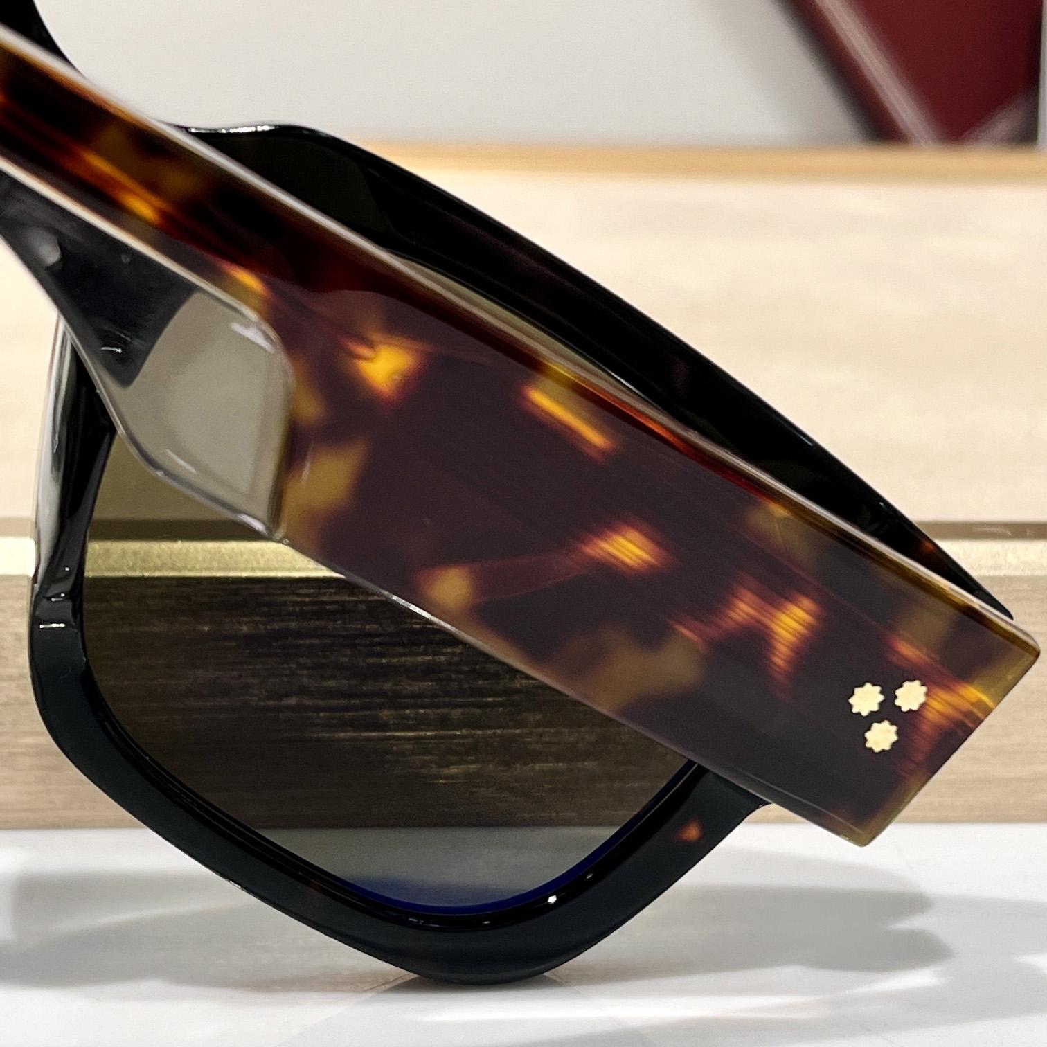 Jacquemus ENZO Sunglasses - PerfectKickZ