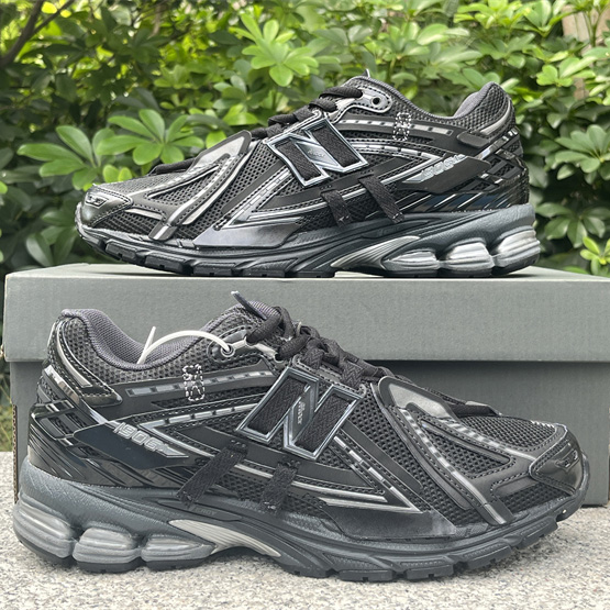 New Balance 1906R Sneakers      M1906AF  - PerfectKickZ