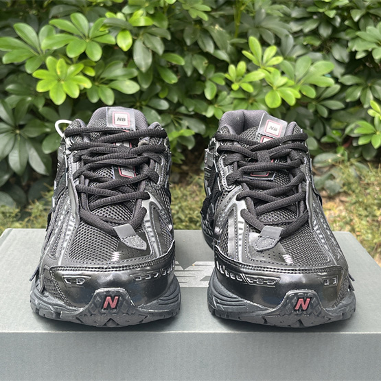 New Balance 1906R Sneakers      M1906AF  - PerfectKickZ