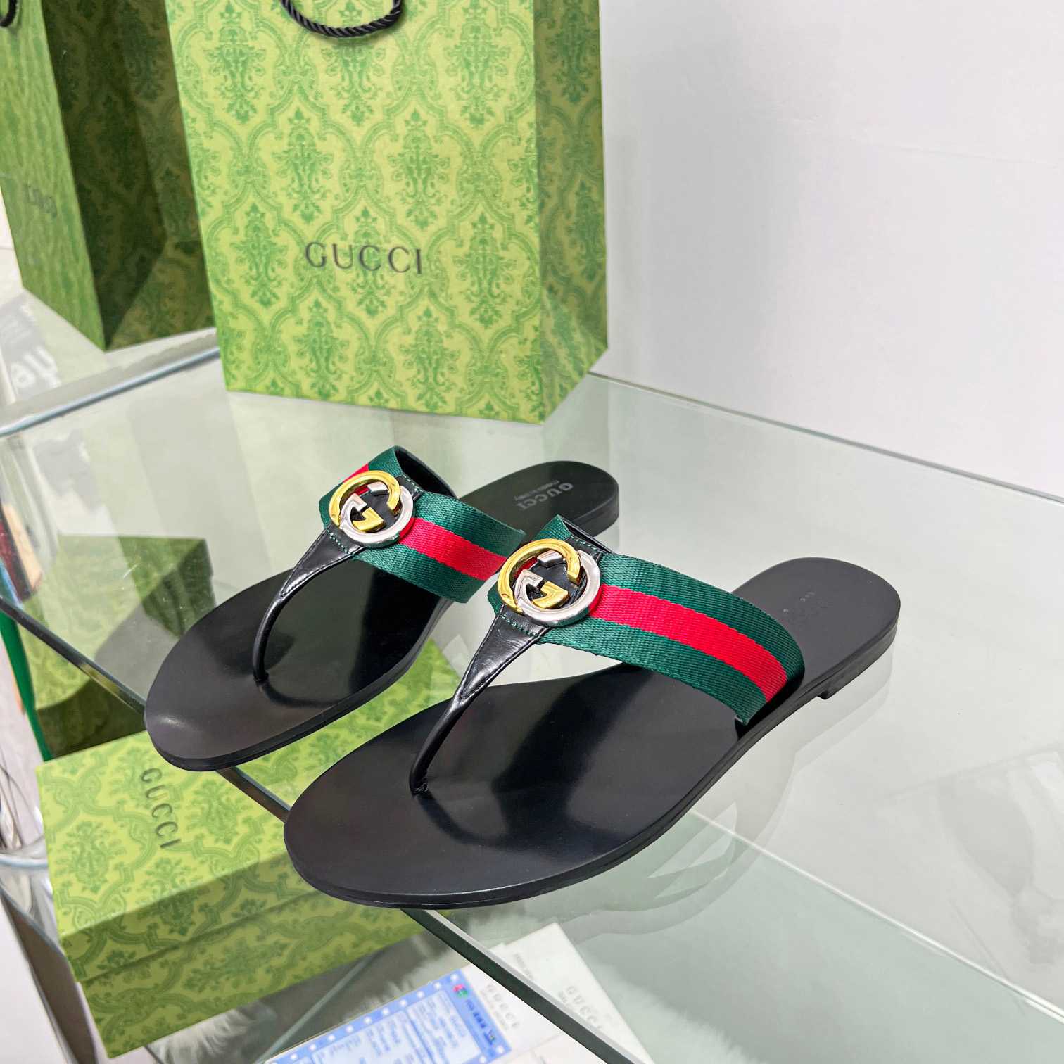 Gucci Women's Thong Sandal With Horsebit  - PerfectKickZ
