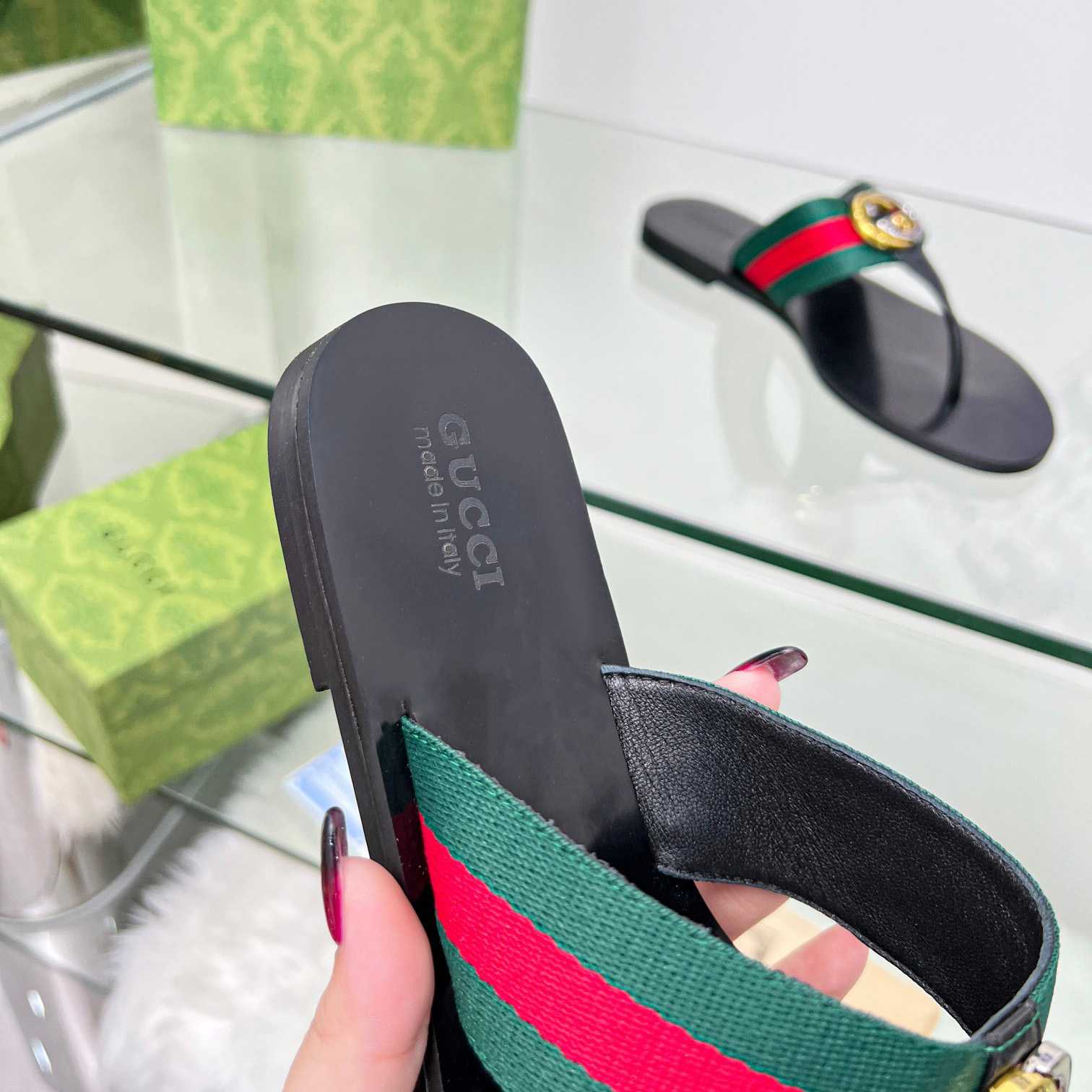 Gucci Women's Thong Sandal With Horsebit  - PerfectKickZ