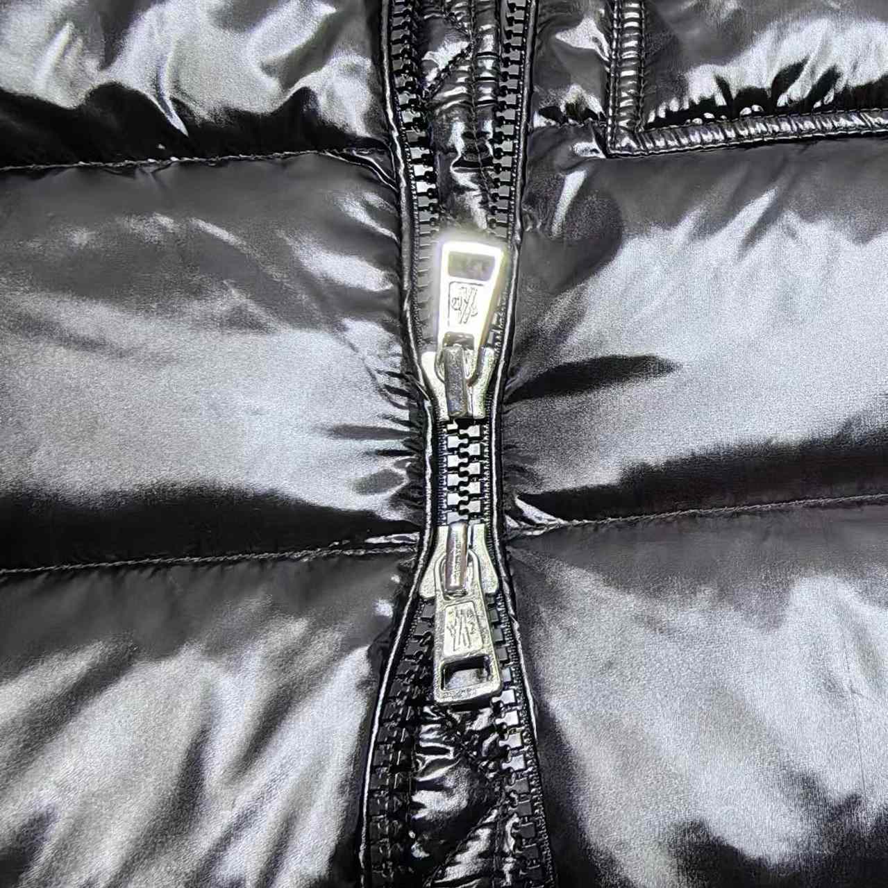 Moncler Short Down Jacket - PerfectKickZ