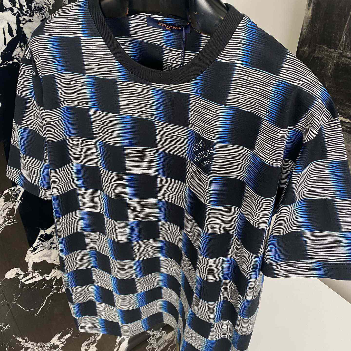 Louis Vuitton Damier Short-Sleeved Cotton T-Shirt   1AFB30 - PerfectKickZ