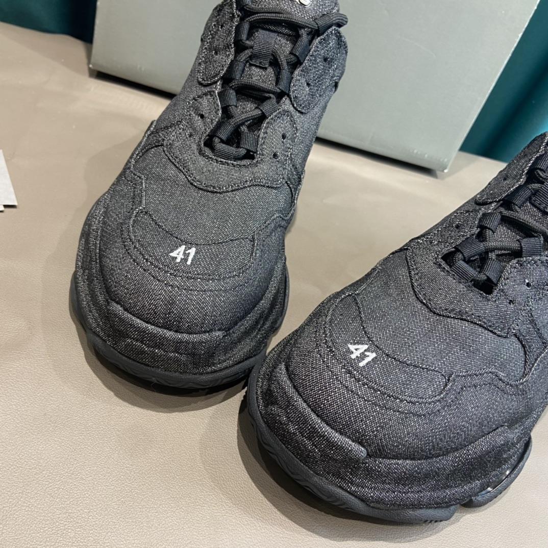 Balenciaga Triple S Sneaker  - PerfectKickZ