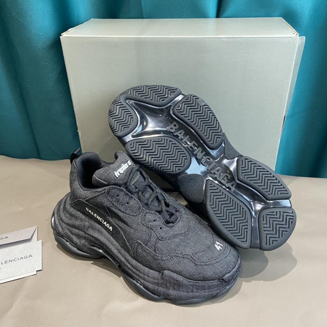 Balenciaga Triple S Sneaker  - PerfectKickZ