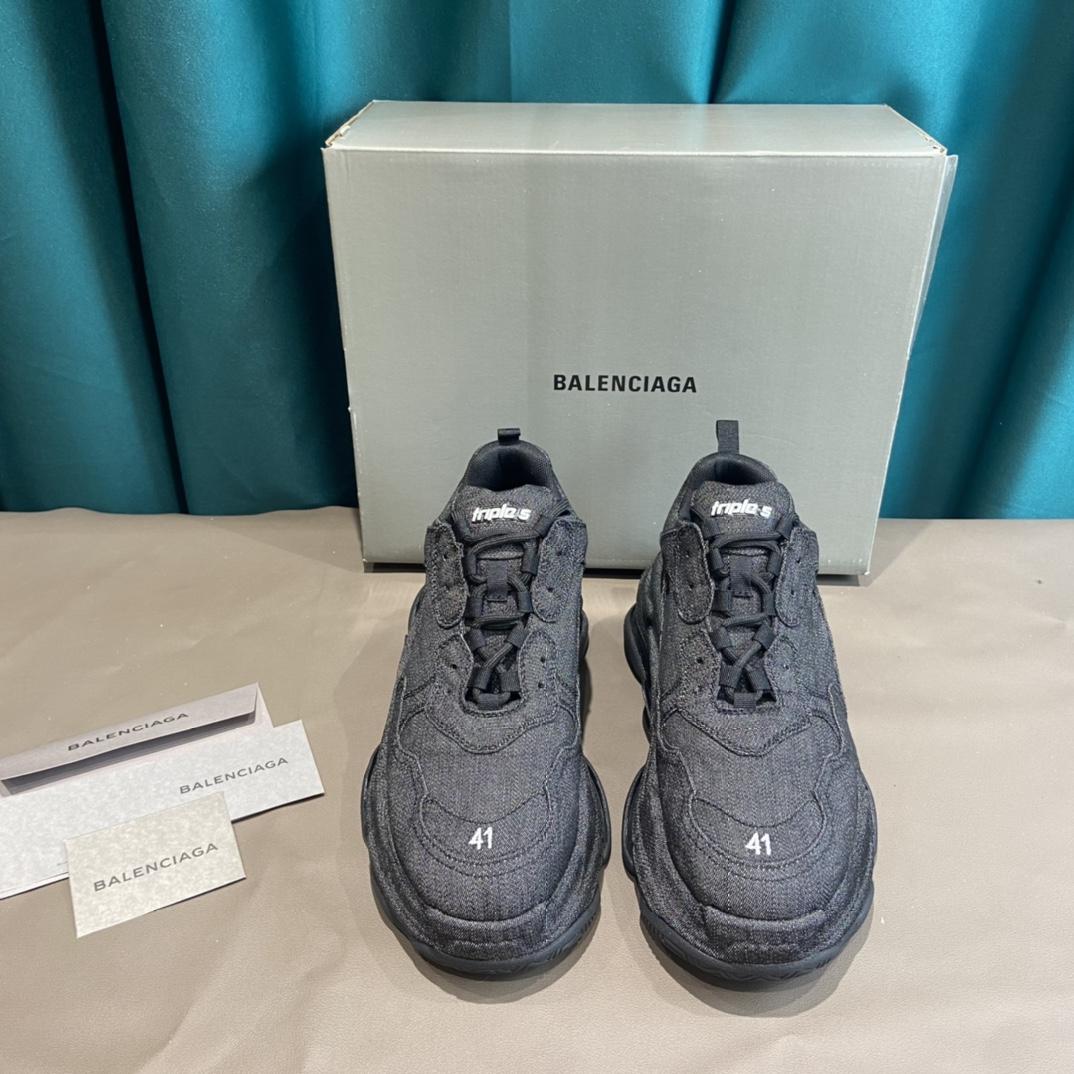 Balenciaga Triple S Sneaker  - PerfectKickZ
