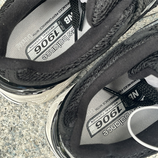 New Balance 1906R Sneakers      M1906RFB  - PerfectKickZ
