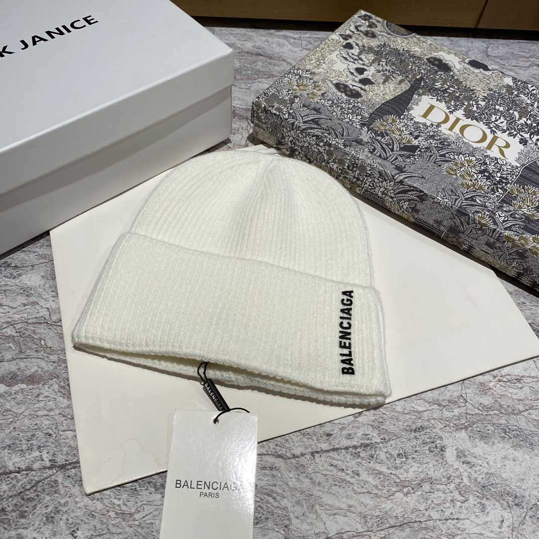 Balenciag Beanie  - PerfectKickZ