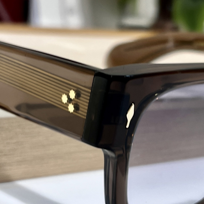Jacquemus ENZO Sunglasses - PerfectKickZ