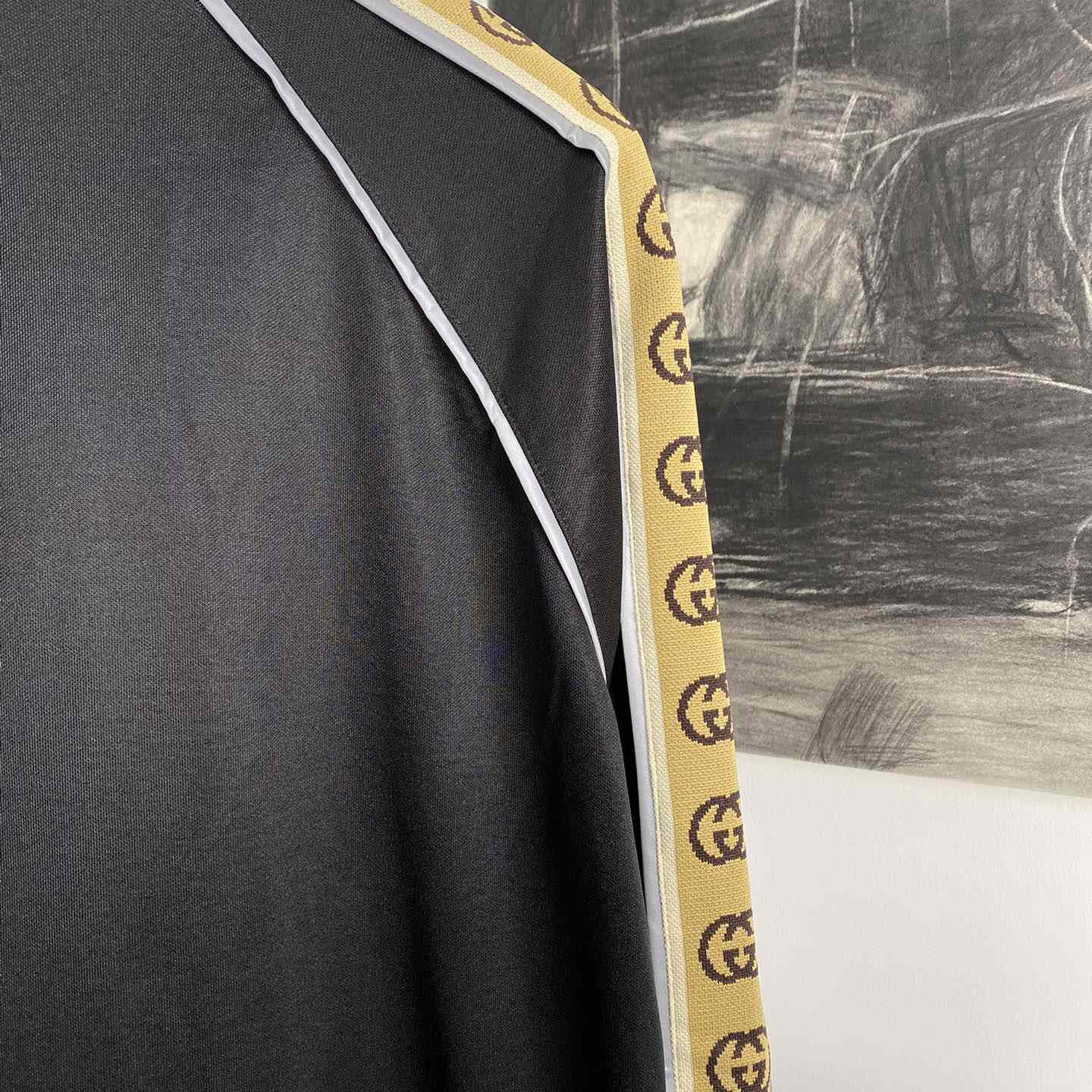 Gucci Oversize Technical Jersey Jacket - PerfectKickZ