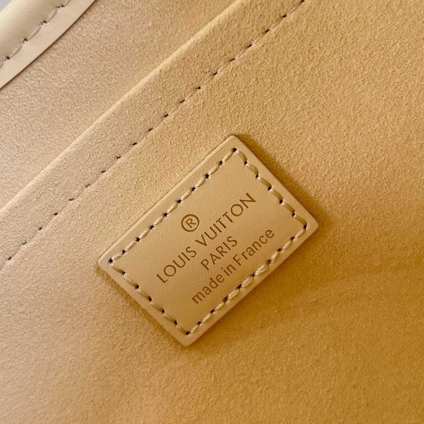 Louis Vuitton Babylone Tote PM   M11394 - PerfectKickZ
