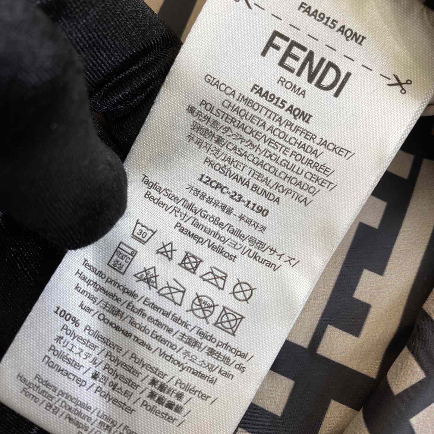 Fendi Logo-patch Reversible Puffer Jacket - PerfectKickZ